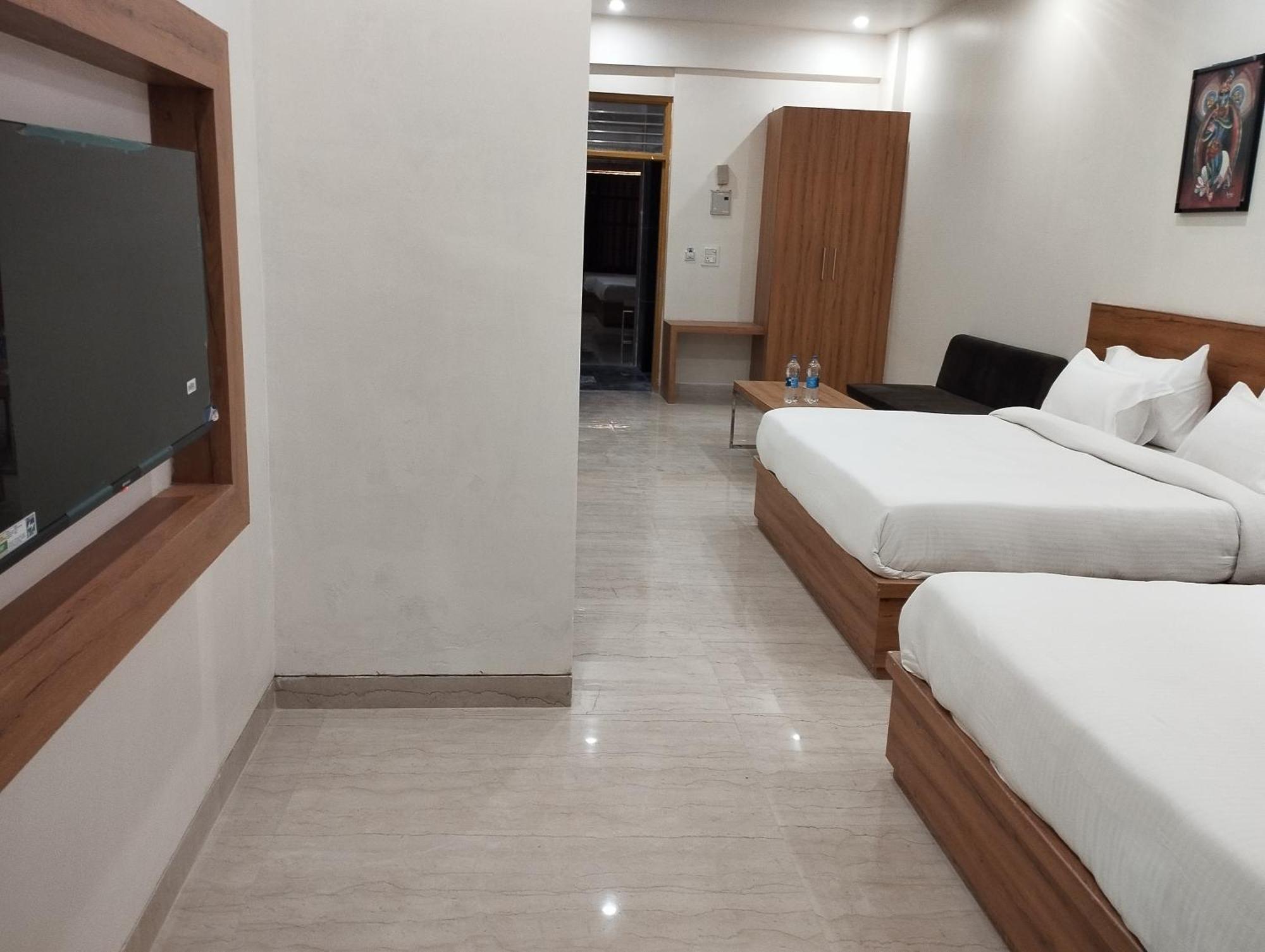 The Govindam 3*